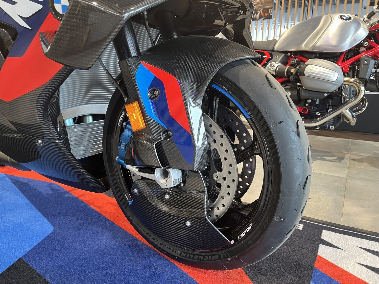 M 1000 RR