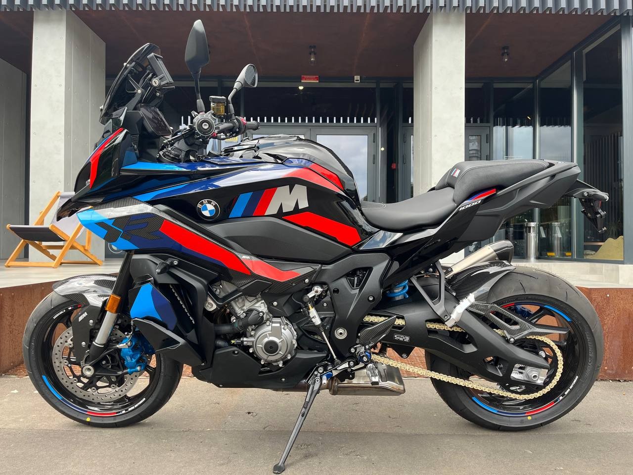 M 1000 XR