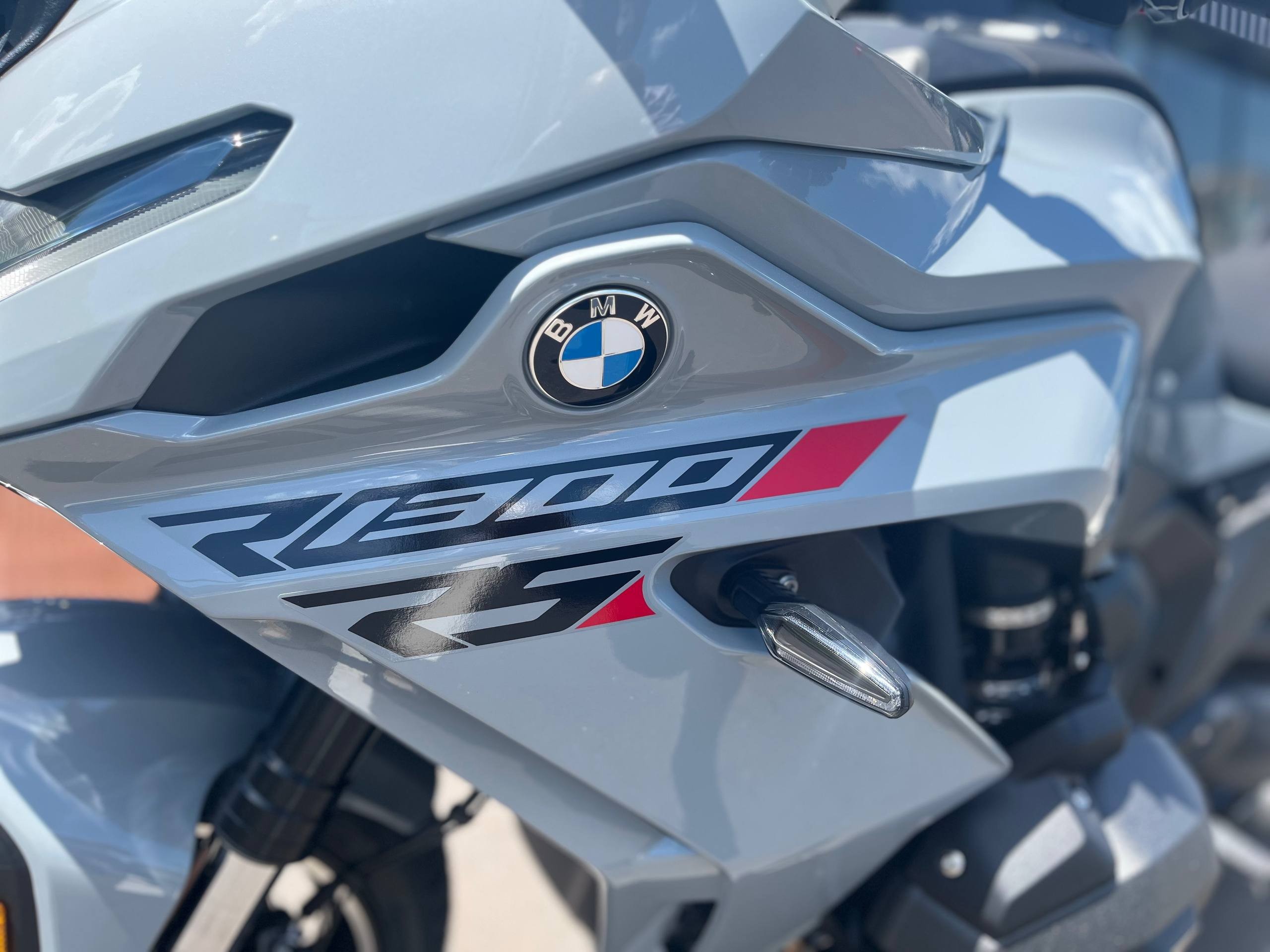 R 1300 RS